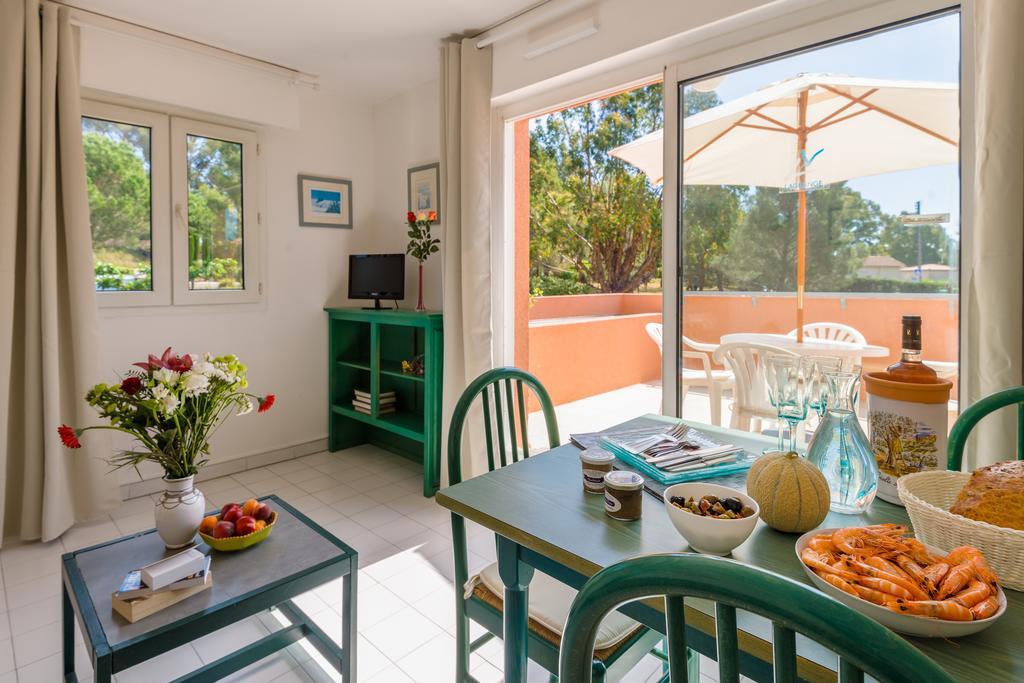 Lagrange Vacances Le Domaine Des Grands Pins Saint-Raphael (Var) Quarto foto