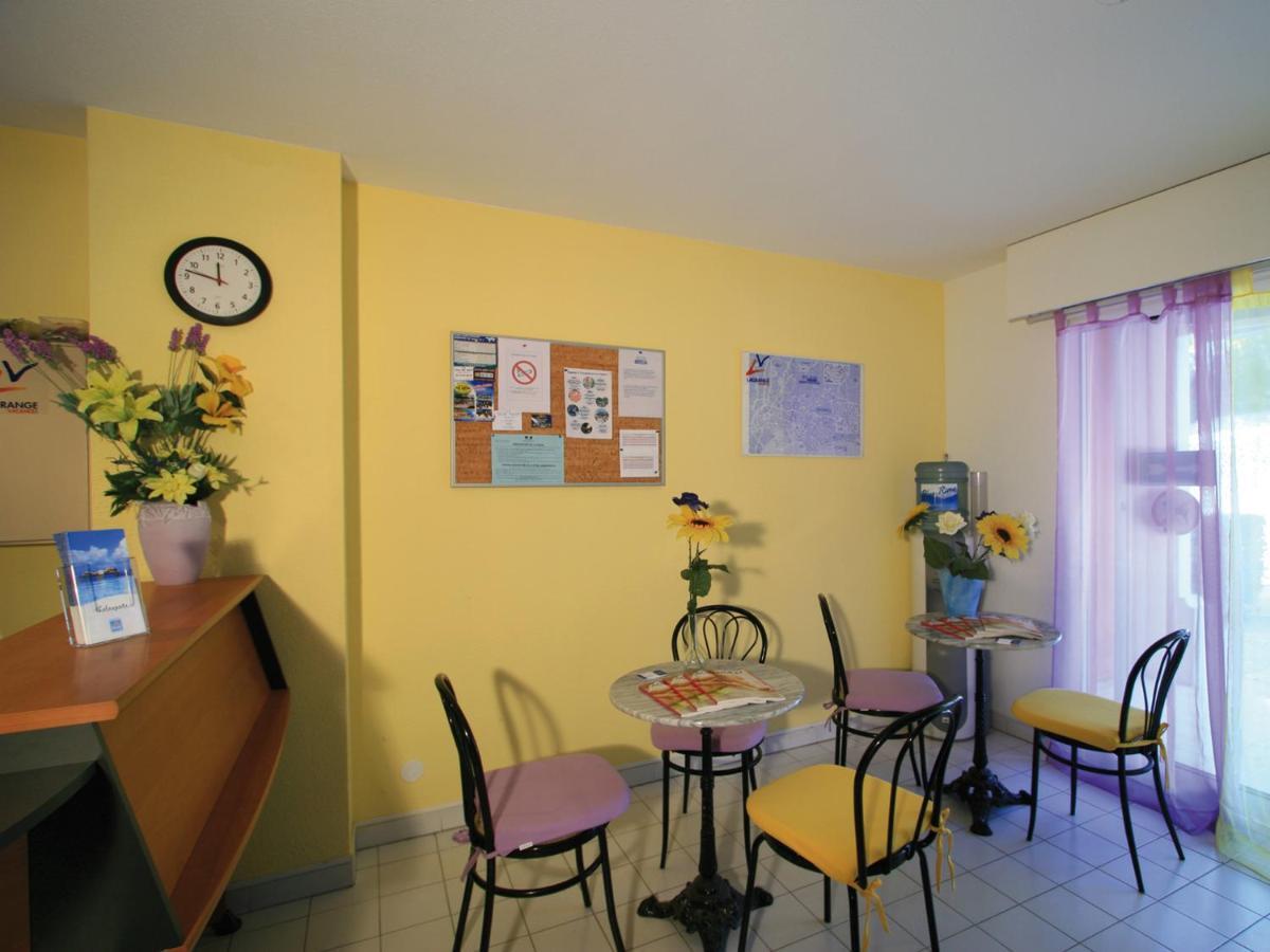 Lagrange Vacances Le Domaine Des Grands Pins Saint-Raphael (Var) Exterior foto